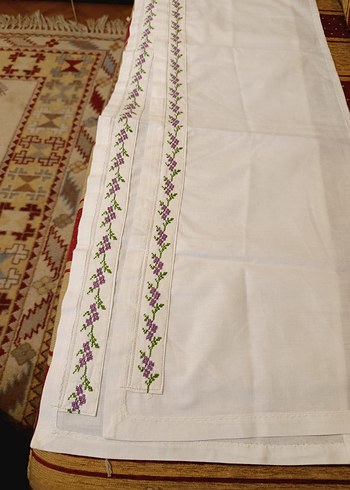 Kanaviçe Mor Çiçekli Nakışlı raf örtüsü 2 adet - Görsel 5