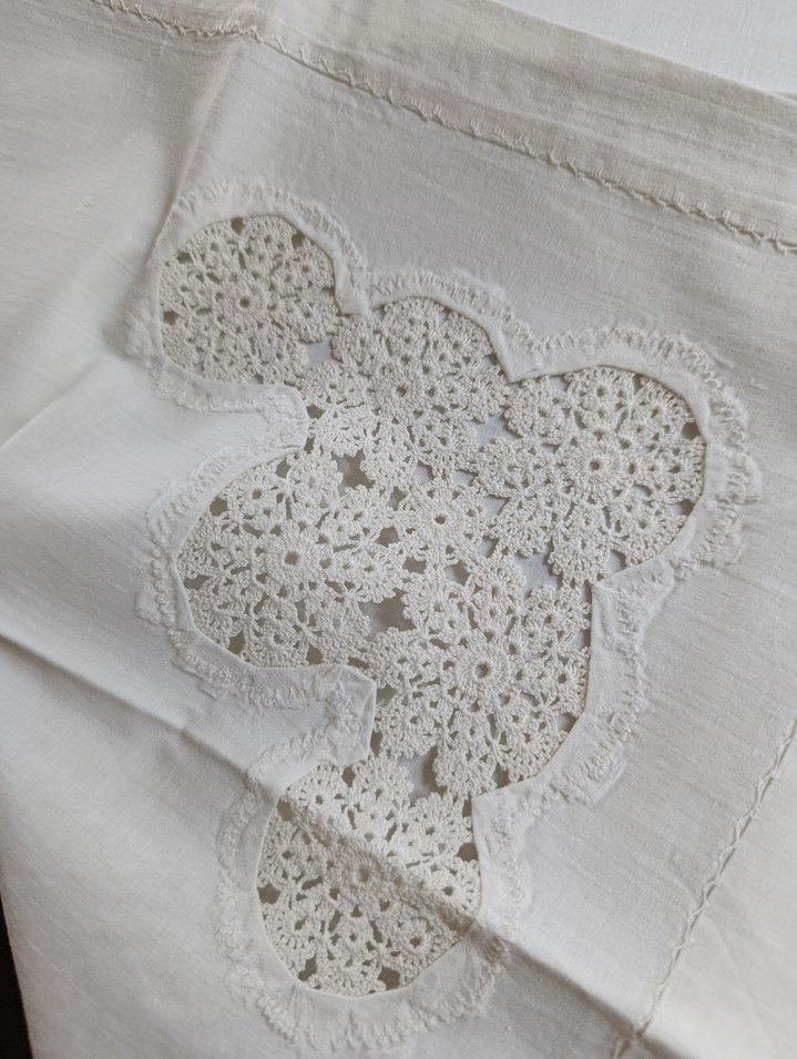 Nakışlı Beyaz Masa Örtüsü,sehpa, bohça - Görsel 3