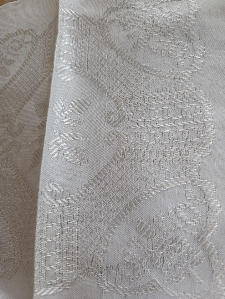 Beyaz İşlemeli El Yapımı Kumaş peçete sehpa örtüsü - Görsel 3