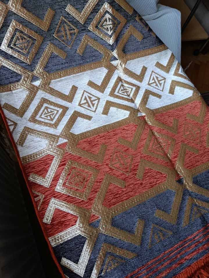 Kadife ipek Etnik Desenli kilim örtü - Görsel 4