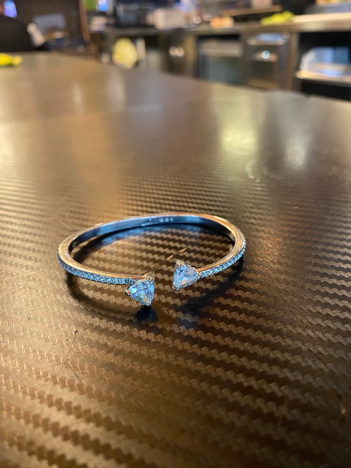 Beyaz Minimalist Sıra Taşlı Bileklik - Görsel 2