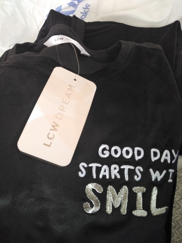 Lcw siyah Kadife takım - Görsel 3