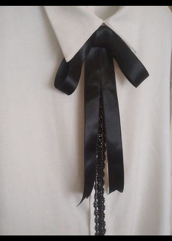 Siyah Fiyonklu Gotik fular - Görsel 3