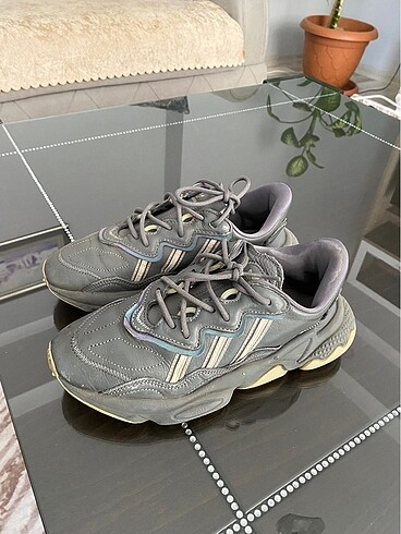 38,5 Beden Orjinal Adidas Ozweego