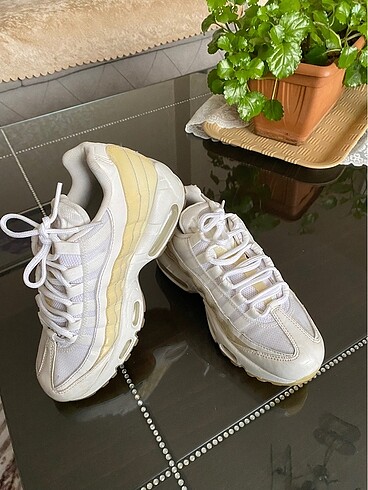 36,5 Beden beyaz Renk Orjinal Nike Air Max 95