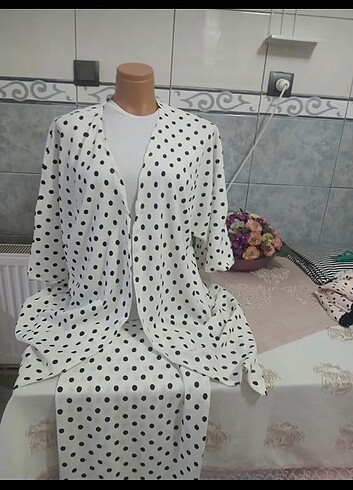 Pantalonlu ikili tajim