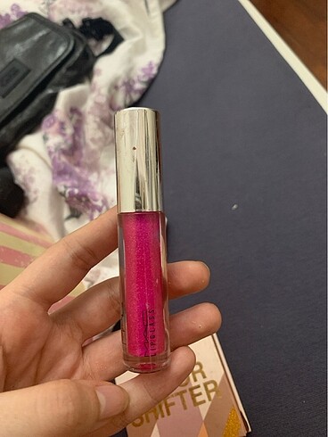 Mac lipgloss