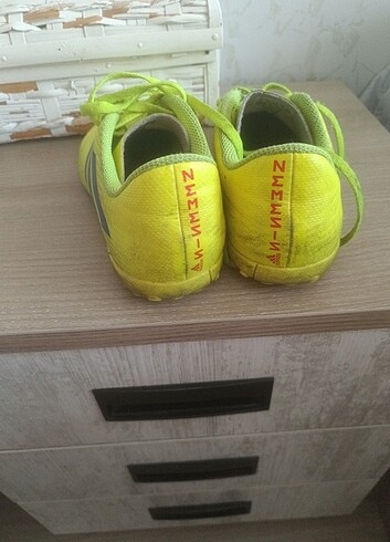 33 numara Adidas halısaha ayakkabı orjinal  - Görsel 3