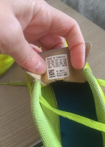 33 numara Adidas halısaha ayakkabı orjinal  - Görsel 5