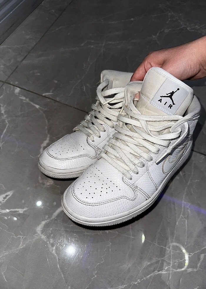 air jordan 1 MID ozel seri - Görsel 2