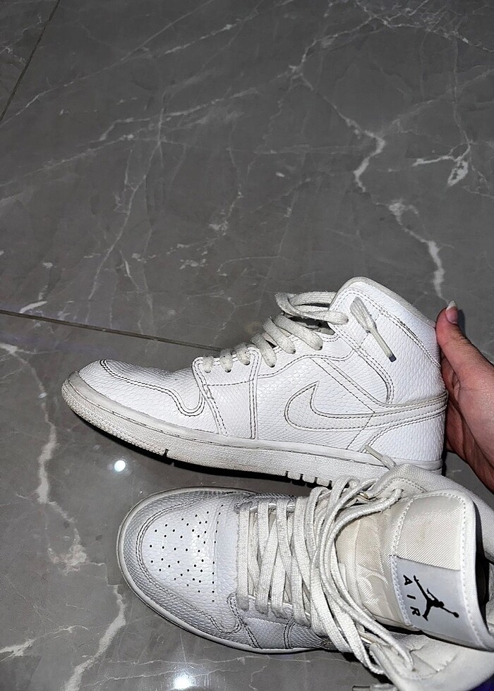 air jordan 1 MID ozel seri - Görsel 3