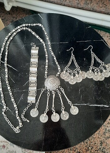 Hint gümüşü otantik kolye küpe bileklik set 