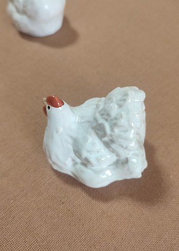 Beyaz Seramik Tavuk Figürleri - Görsel 2