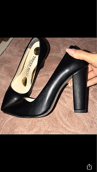 Zara Siyah Topuklu Ayakkabı