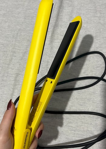  Beden Renk Sarı Papatya Yağlı Grundig Saç Düzleştirici