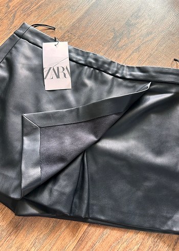 Zara Siyah Deri Mini Etek - Görsel 2