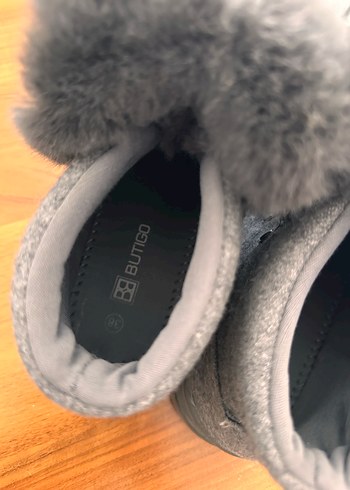 Gri Yün Kürklü Kadın Dolgu Topuk Bot - Görsel 5