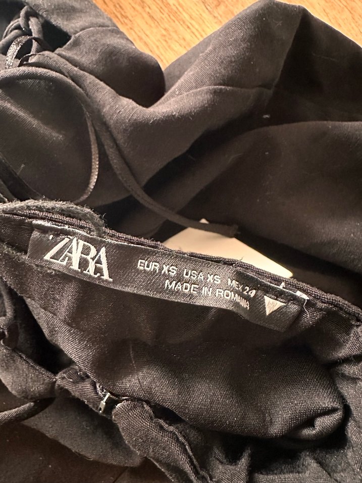 Zara Siyah Korse Detaylı Midi Elbise - Görsel 3