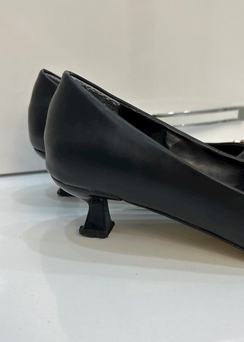 Pandora Klasik Siyah Stiletto Tokalı Kadın Ayakkabı
