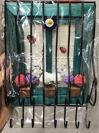 Markasız Ürün Anahtar Askılığı