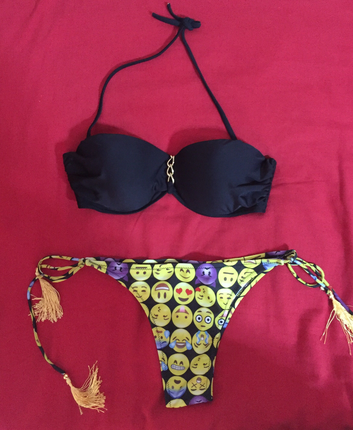 Alt üst bikini takım