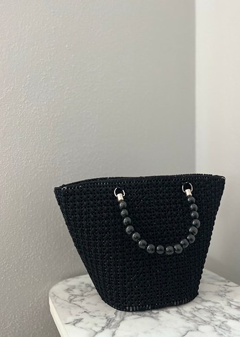 Zara Boncuklu Siyah Örgü Kadın Çanta