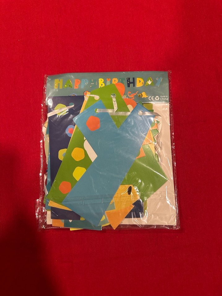 Dinozor Temalı Happy Birthday Yazısı - Görsel 2