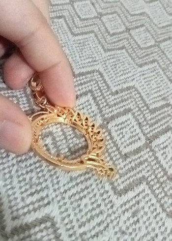 Yılan Desenli Zincir Detaylı Altın Renkli Kolye Ucu - Görsel 8