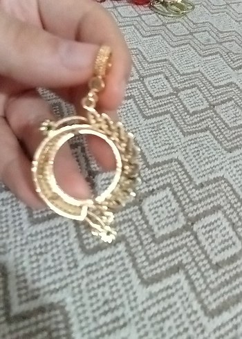 Yılan Desenli Zincir Detaylı Altın Renkli Kolye Ucu - Görsel 2