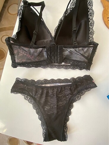 Diğer Çiçekli bralet