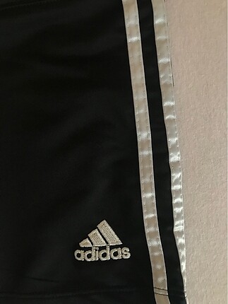 s Beden (Adidas şort)
