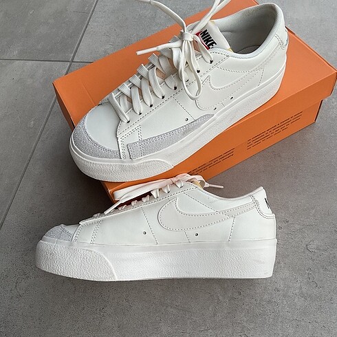 36,5 Beden Nike Blazer Low Platform