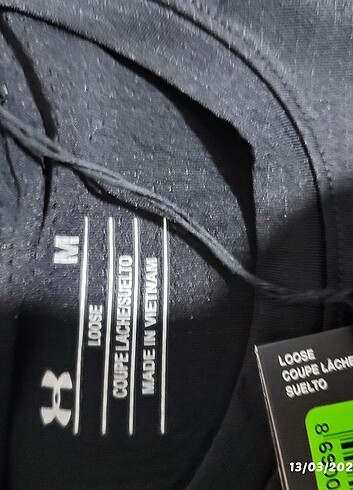 m Beden siyah Renk Under armour sporcu tişörtü