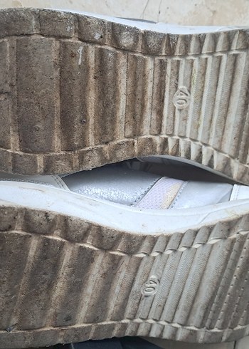 Beyaz Bağcıklı Kadın Spor Ayakkabı - Görsel 3