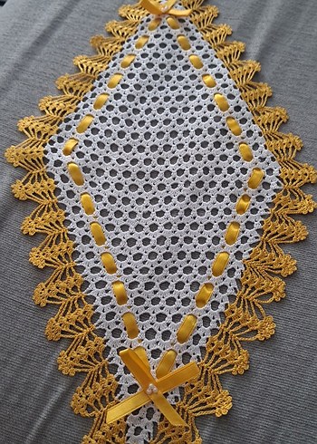 Sarı Kurdela Detaylı Bohem Dantel Örtü