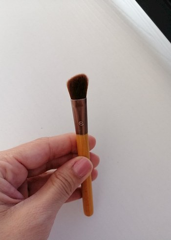 Ecotools far ve kapatıcı fırçası - Görsel 5