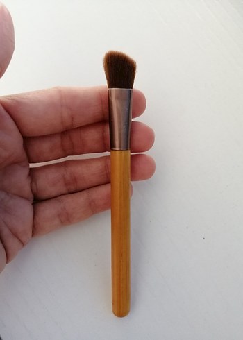 Ecotools far ve kapatıcı fırçası - Görsel 9