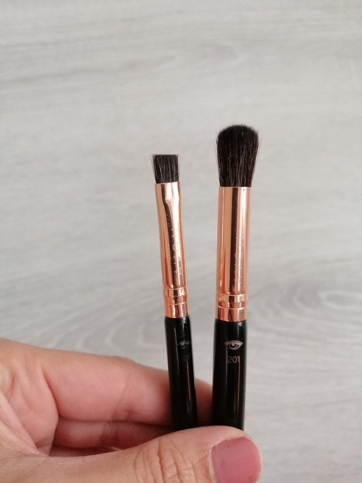 Avon kaş ve eyeliner fırçası far karıştırma fırçası set - Görsel 2