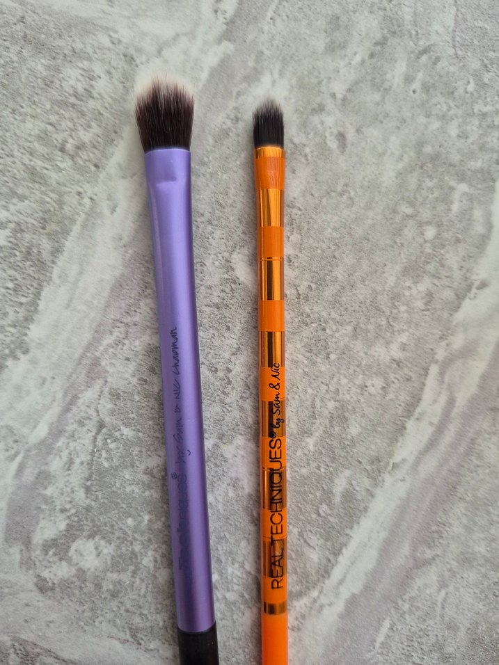 real techniques far ve dudak fırçası - Görsel 2