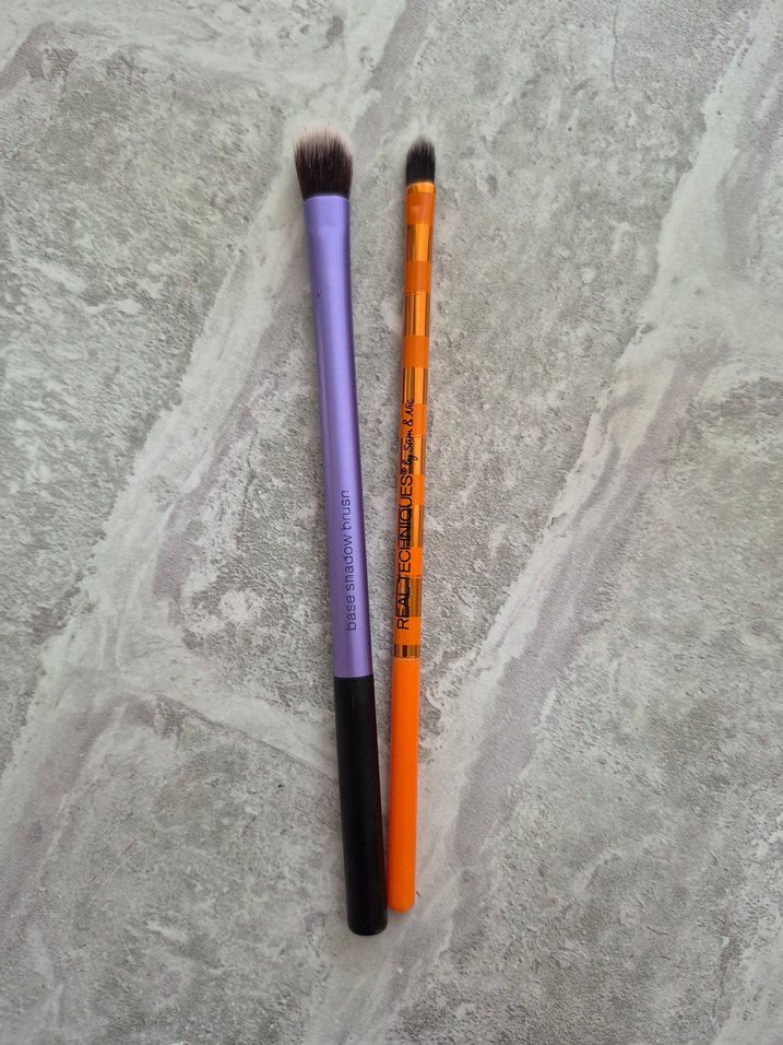 real techniques far ve dudak fırçası - Görsel 3