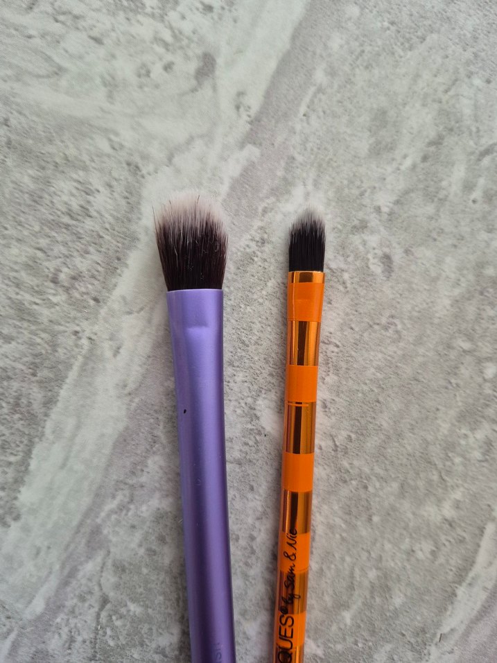 real techniques far ve dudak fırçası - Görsel 4