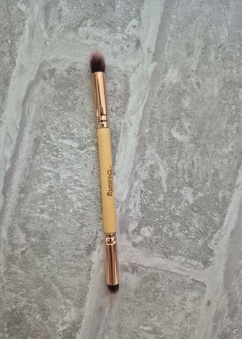 Bej Parlak Makyaj Fırçası - Görsel 4