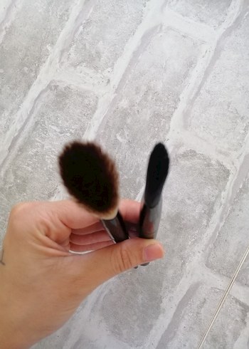 Beden Renk Avon Siyah Makyaj Fırçası Seti