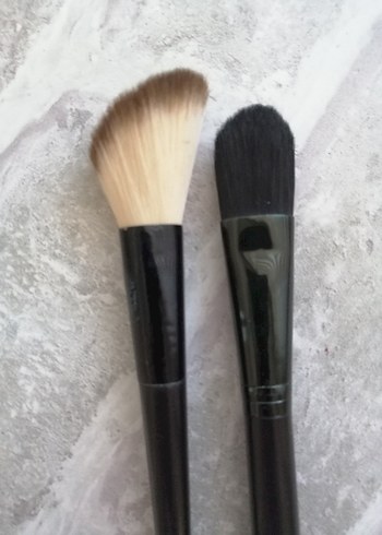 Avon Avon Siyah Makyaj Fırçası Seti