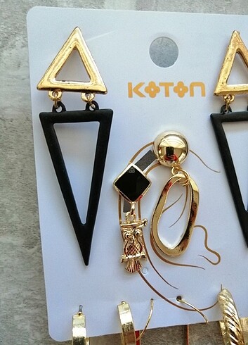 Beden Gold küpe seti