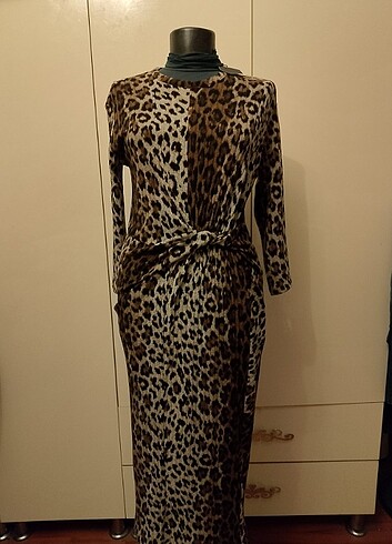 LEOPAR DESENLİ ELBİSE