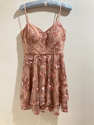 Forever New Pembe Kısa Elbise