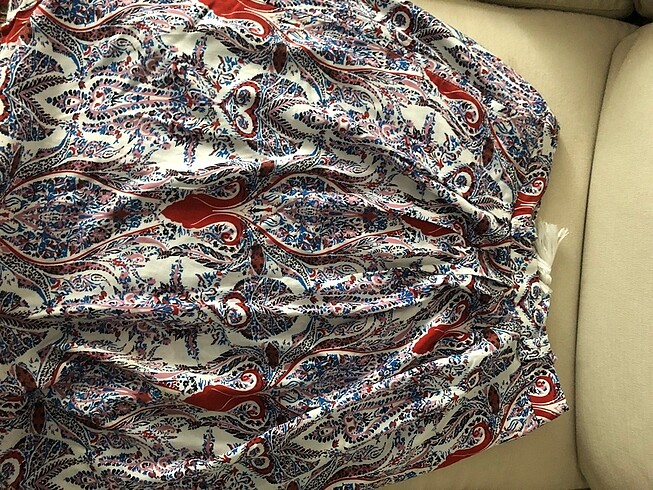 Koton markalı yanlarından cepli etek - Görsel 3