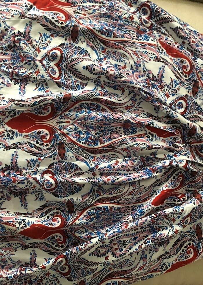 Koton markalı yanlarından cepli etek - Görsel 3