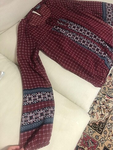 C&A markalı desenli uzun kollu üst - Görsel 2